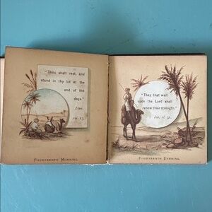 2 Miniature Books The Pilgrim's Rest & A Wooden Book of Photos with Lincoln